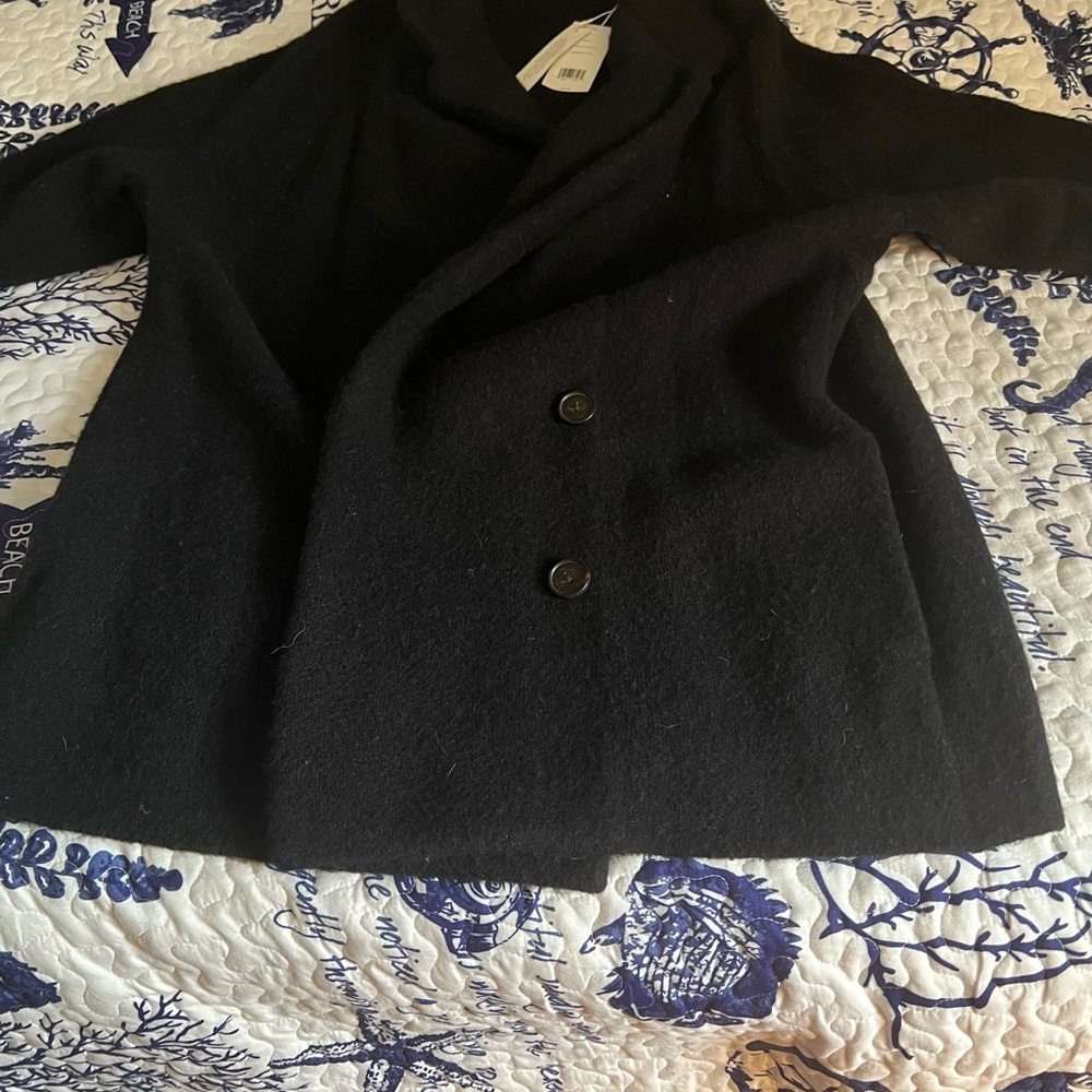 Vince Black Blazer with Wide Collar and Boxy Silhouette